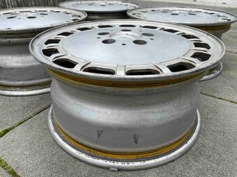 Mercedes 15" Alu kanáldekl + dlouhé šrouby