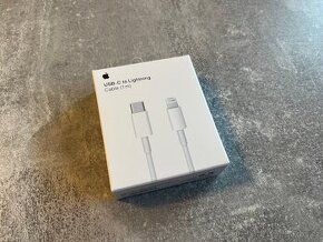 Nabíjecí kabel iPhone