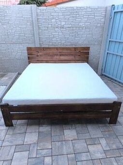 Prodám manželskou postel 180cm x 200cm - 1