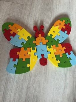 Dřevené puzzle
