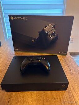 Xbox one X 1tb + 3hry