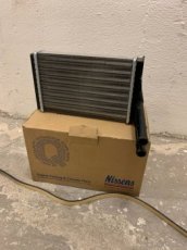 Radiátor topení Passat - 1