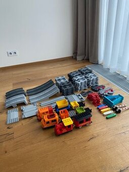 Velká sada Lego Duplo koleje (166Ks)
