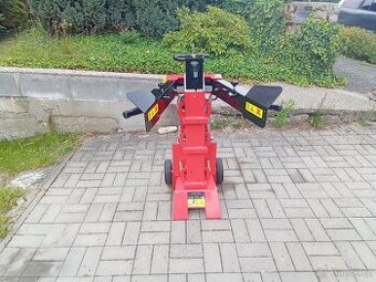 Štípačka na dřevo - nová