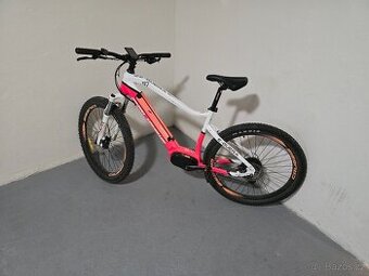 Crussis E-Guera 7.7