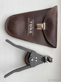 Dobové odizolovací kleště Tona Hlinsko