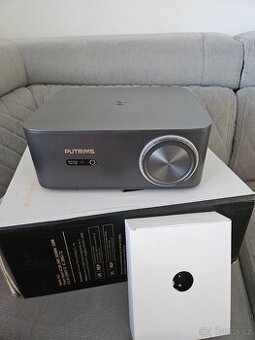 Putrims K12 – nový smart projektor
