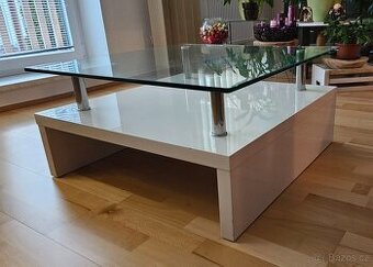 Konferenční stolek