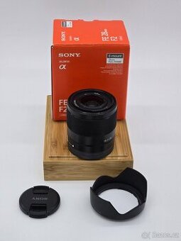 Sony 28mm f2