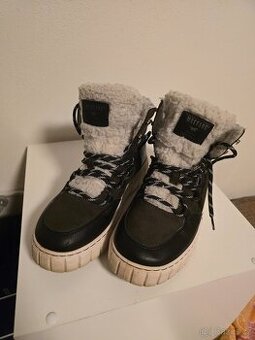 Dámské zimní boty Mustang