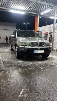 BMW x5 PRAVOSTRANE ŘÍZENÍ