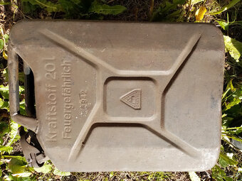 Kanystr Německo 2. sv. válka, originál, funkční