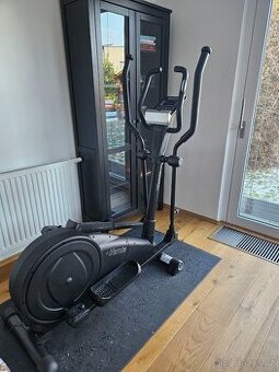 Eliptický trenažér inSPORTline Atlanta Black pro domácí použ