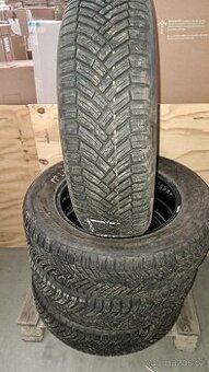 Pneu celoroční Falken R17