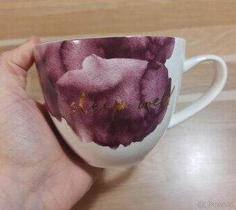 Porcelánový hrneček Tchibo