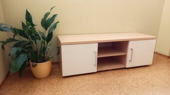 Televizní skříňka zakázková výroba