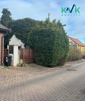 Samostatně stojící RD, 60 m2, pozemek celkem 84 m2, ul. Hole