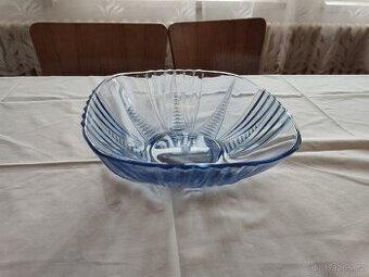 Art deco skleněná mísa z modrého skla