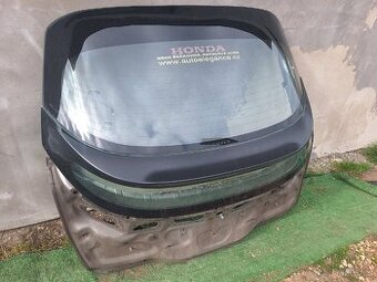 Honda civic 8g 5.dveře