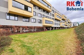 Pronájem novostavby bytu 1+kk s balkónem v Praze - Letňanech