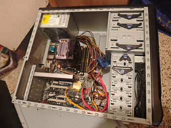 DARUJI RETRO PC: Athlon x2 3800+, Asus M2N-E, 4GB DDR2