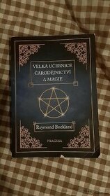 Velká Učebnice Čarodějnictví a magie