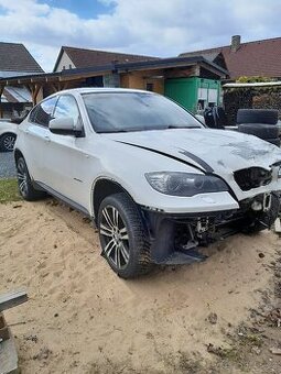 Prodám havarované Bmw X6 4.0d bez motoru