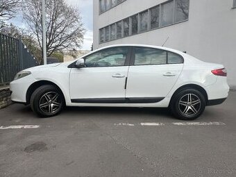 Renault Fluence diesel - vozidlo taxislužby