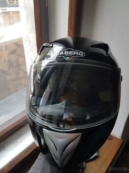 Přilba CABERG Italy, použitá, ale dobrý stav.