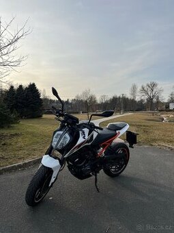 KTM DUKE 125 2017