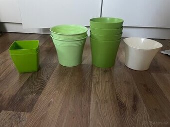Plastové obaly na květiny / květináče