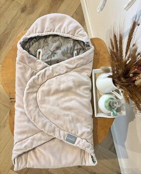 Fusak/zavinovačka do autosedačky Sleepee Khaki Magic Jungle