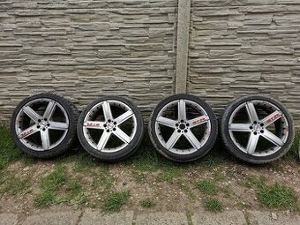 Momo GTR 8Jx18 H2 5x100 ET35
