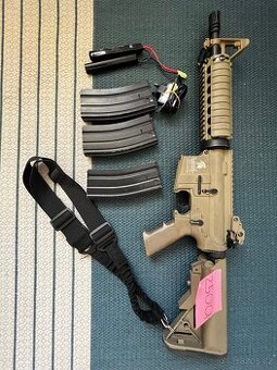 Airsoftová zbraň M4 od Lancer tactical
