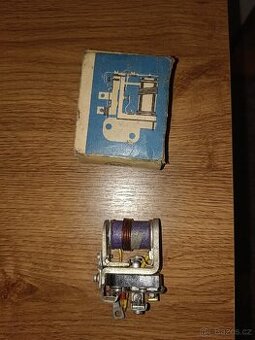 Relé PAL Jawa 6 V 45 w pérák ,500 ohc
