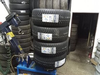 225/40 R18 XL Nové Kumho
