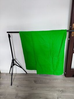 Skládací konstrukce se zeleným plátnem - 1