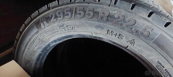 295/55/22,5 pneu záběrové