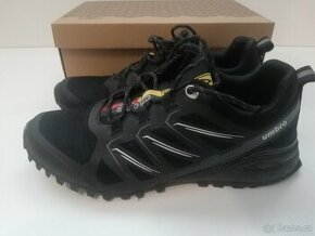 trailová obuv Umbro Jackuzzi