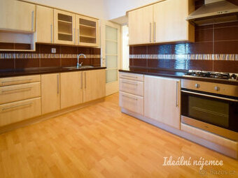 Pronájem bytu 2+1, 30. dubna, Moravská Ostrava, 12900 Kč/měs