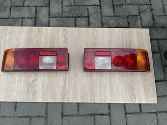 Moskvič 2141, nové zadní lampy