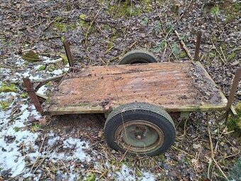 Vlek za traktor.