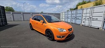 Focus St