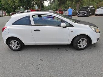 Opel Corsa D s novou technickou (facelift)