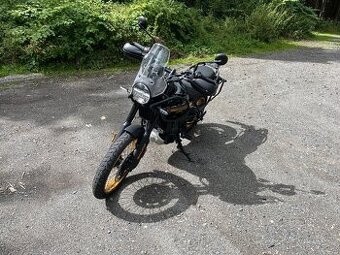 Royal Enfield Himalayan 452