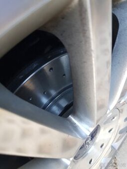 Ford mondeo st 220