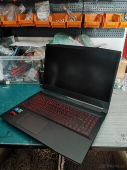 Herní notebook MSI Katana GF66 (i5-11400H, RTX 3050, 16 GB)