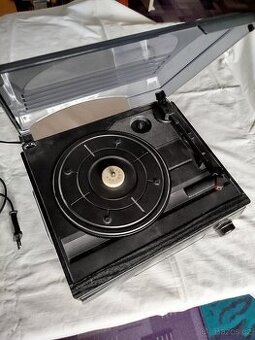 Gramofon Superior, plně funkční, nová jehla.