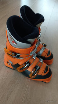 Dětské lyžáky, přezkáče, přeskáče Rossignol 33 210