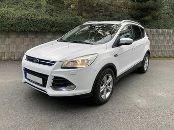 Ford Kuga 1.5 benzin 110 kW SERVISKA r.v. 2015